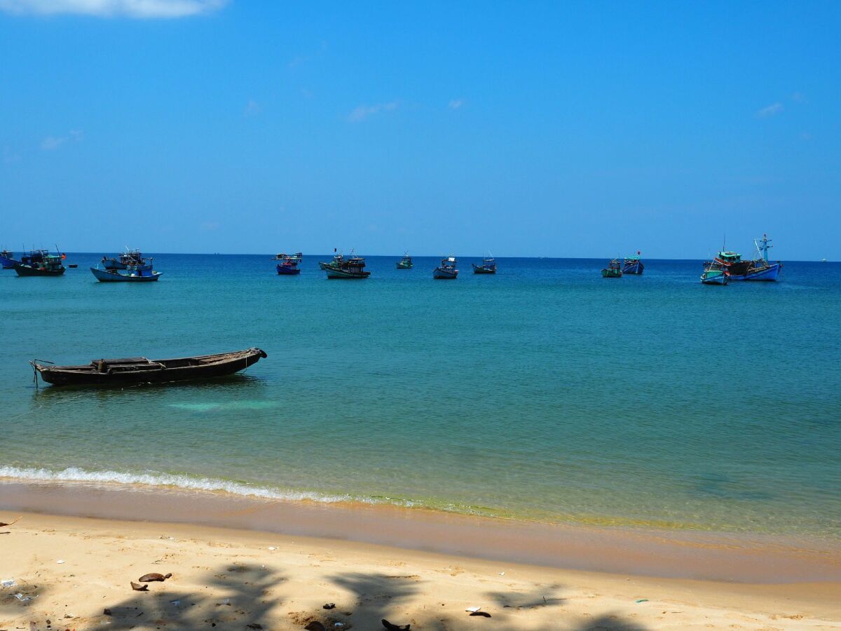ostrov Phu Quoc, Vietnam, exotika, pláž, more, dovolenka, cestovanie, lode, člny