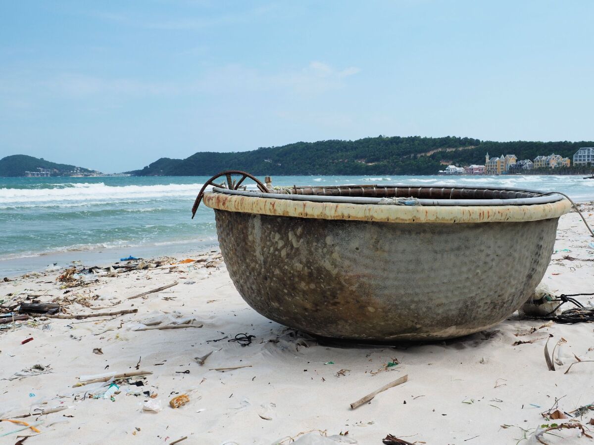 ostrov Phu Quoc, Vietnam, exotika, pláž, more, dovolenka, rybárska loď