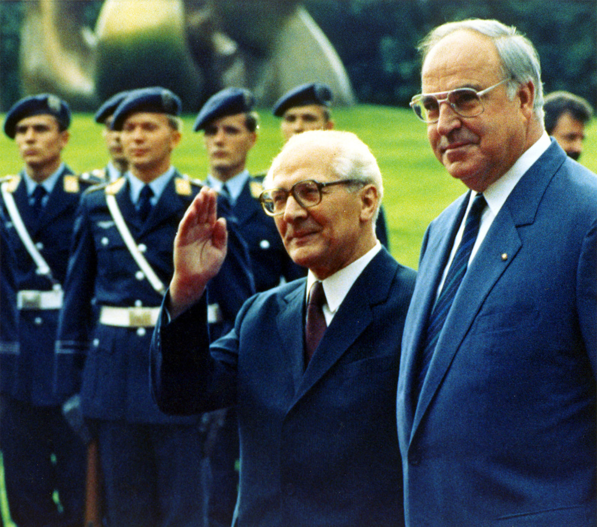 Helmut Kohl, Erich Honecker