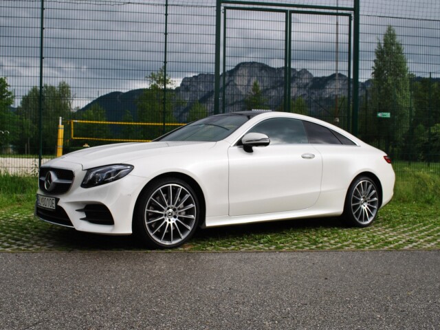 Mercedes E400 4MATIC kupé