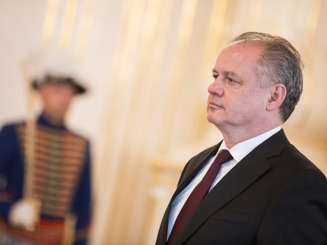 Andrej Kiska, prezident, nebankovky