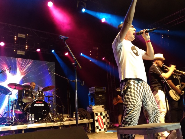 Polemic uzatvárali prvý deň festivalu pesničkou Komplikovaná.