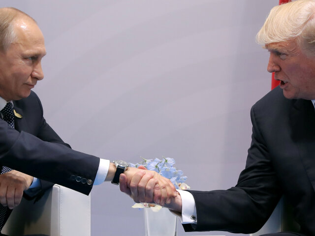 Prezident USA Donald Trump a ruský prezident Vladimir Putin.