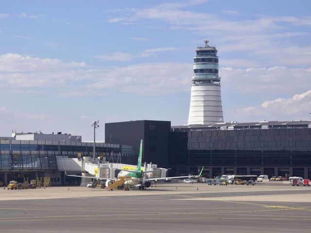 schwechat, letisko,