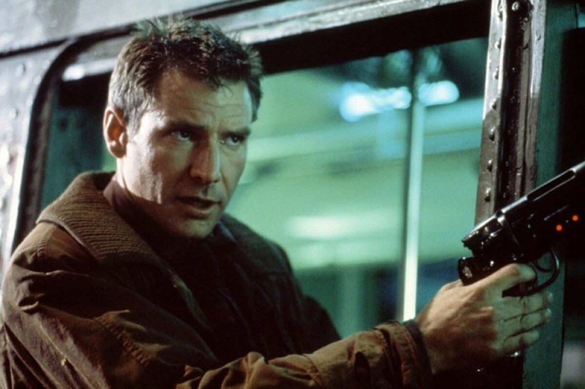 Herec Harrison Ford na zábere z filmu Blade Runner z roku 1982.