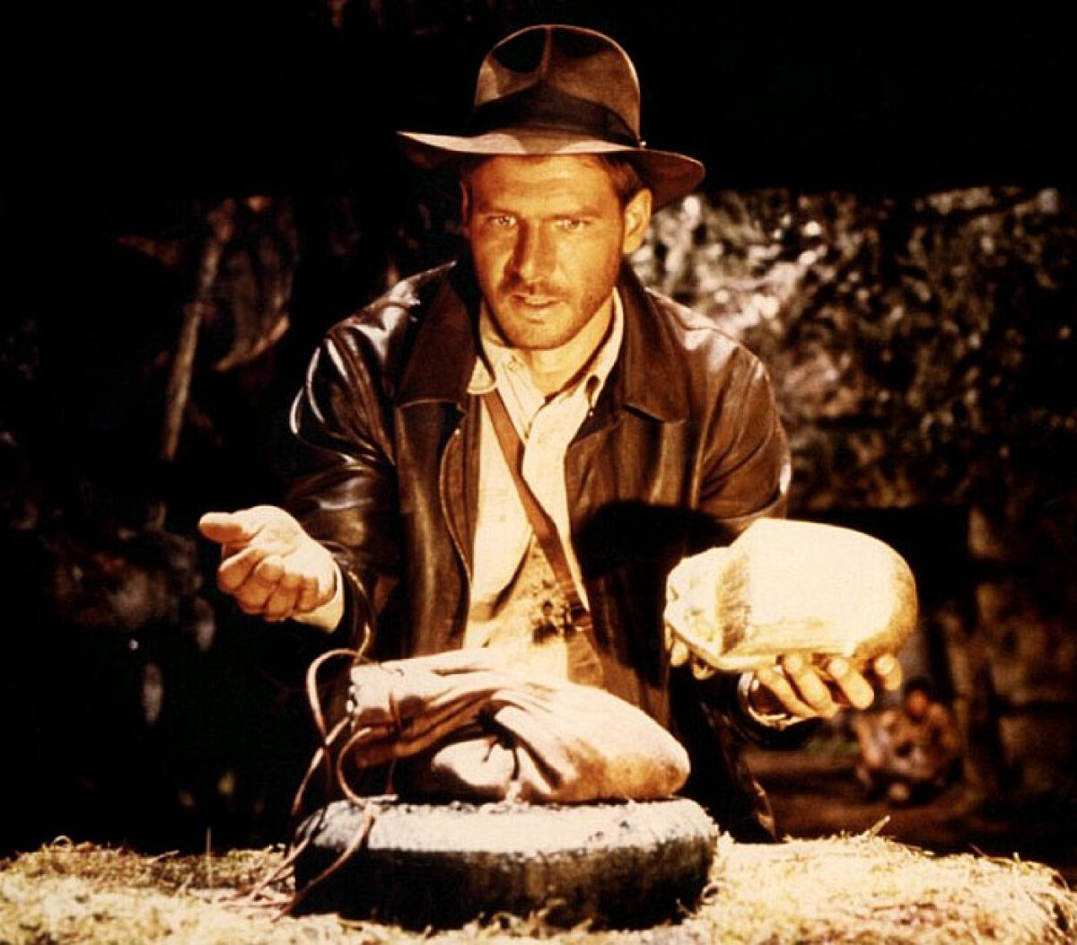 Herec Harrison Ford na zábere z filmu Dobyvatelia stratenej archy