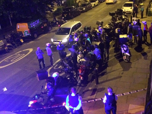 londyn, uk, utok zieravinou, zieravina, policia