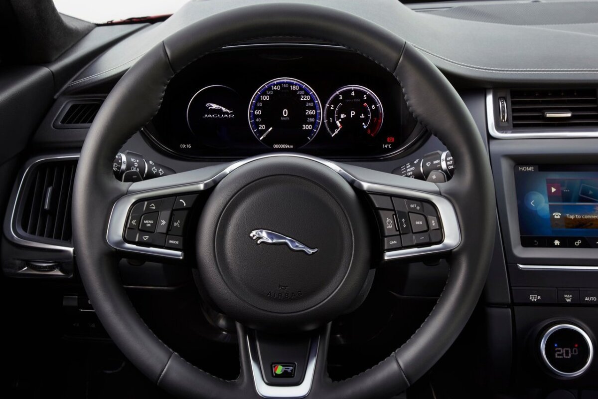 Jaguar E-Pace - 2017