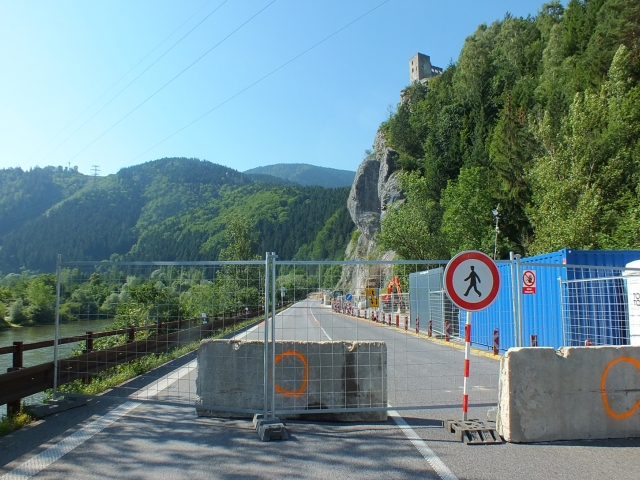 strečno,žilinca,cesta