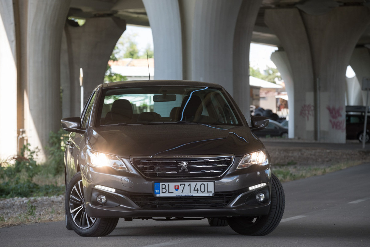 Peugeot 301