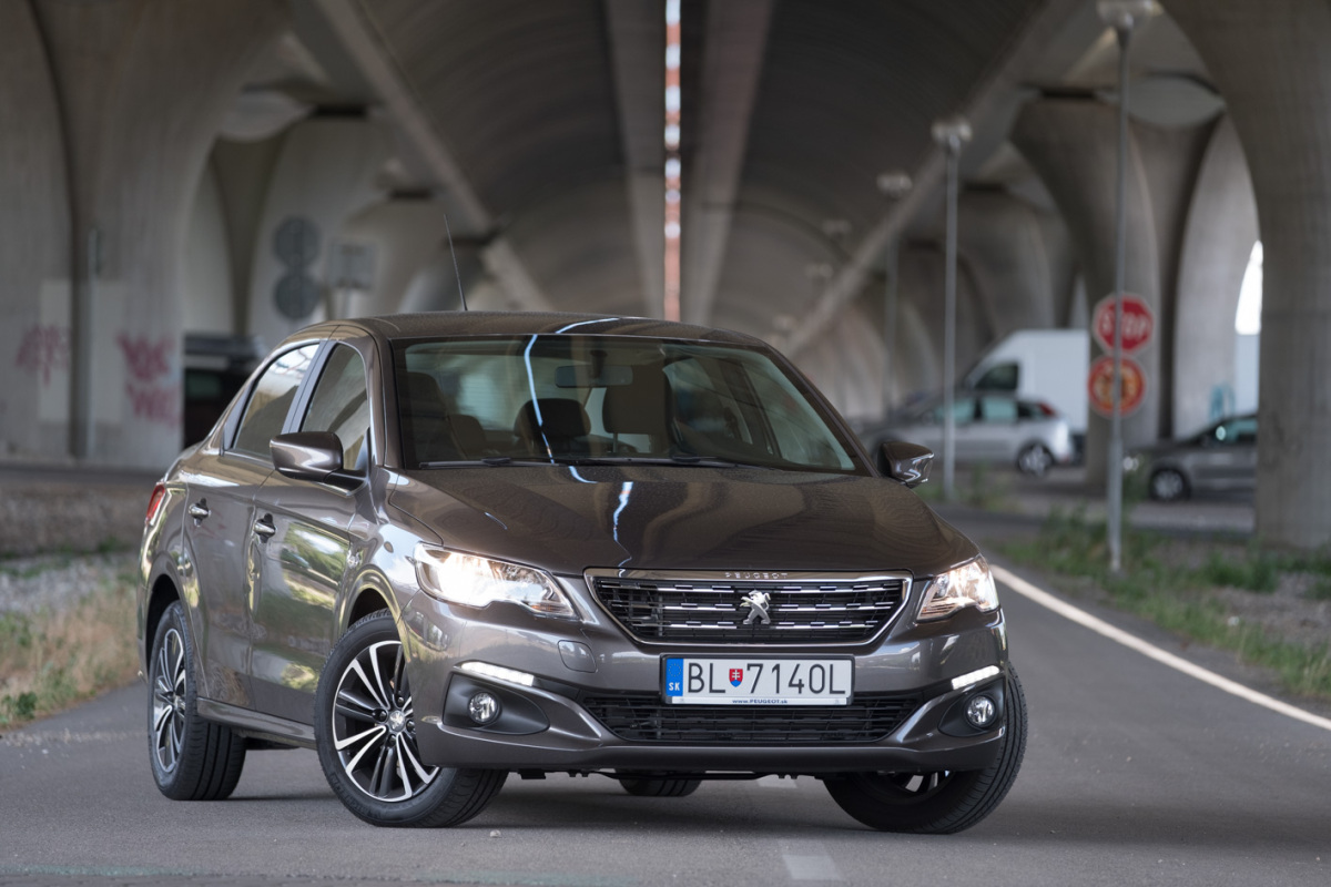 Peugeot 301
