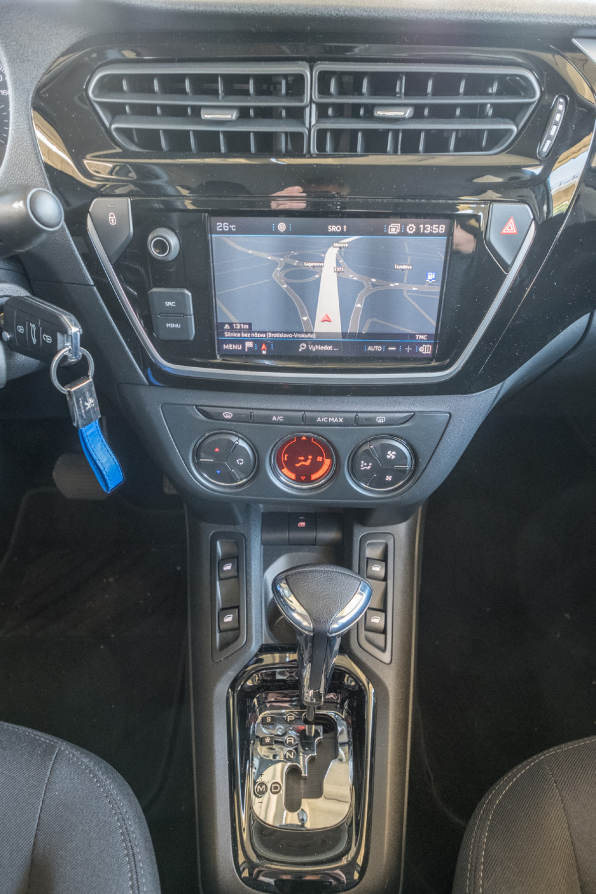 Peugeot 301