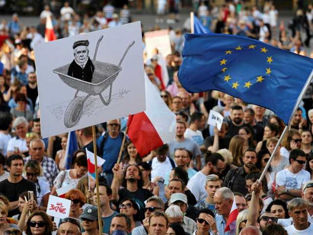 polsko, protest, demonštrácia,