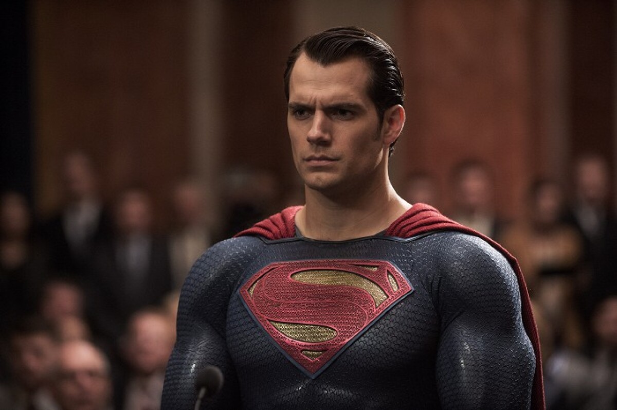 Herec Henry Cavill ako Superman. 