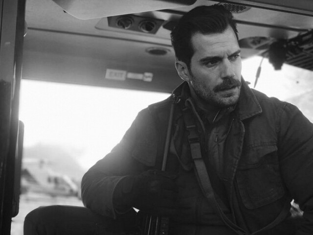 Herec Henry Cavill ako Superman. 