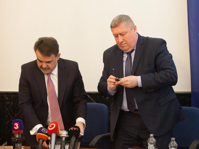 Jaromír Čižnár, Dušan Kováčik
