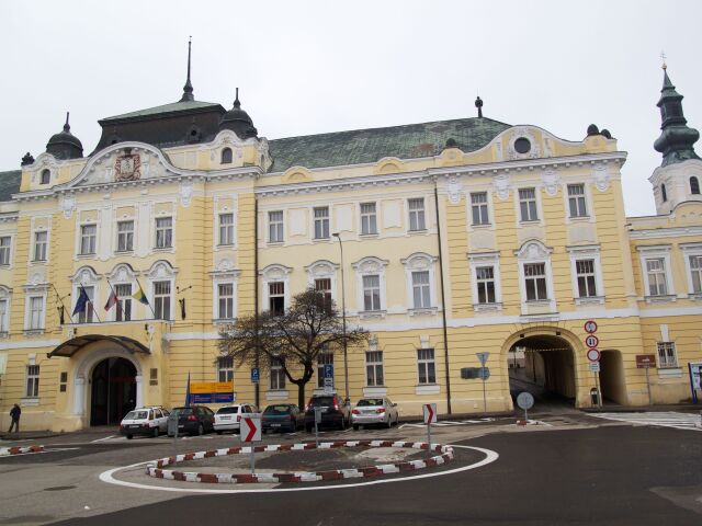 02-nitra-3x