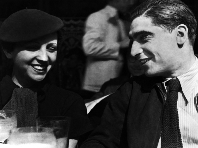 Gerda Taro,  Robert Capa, fotografi