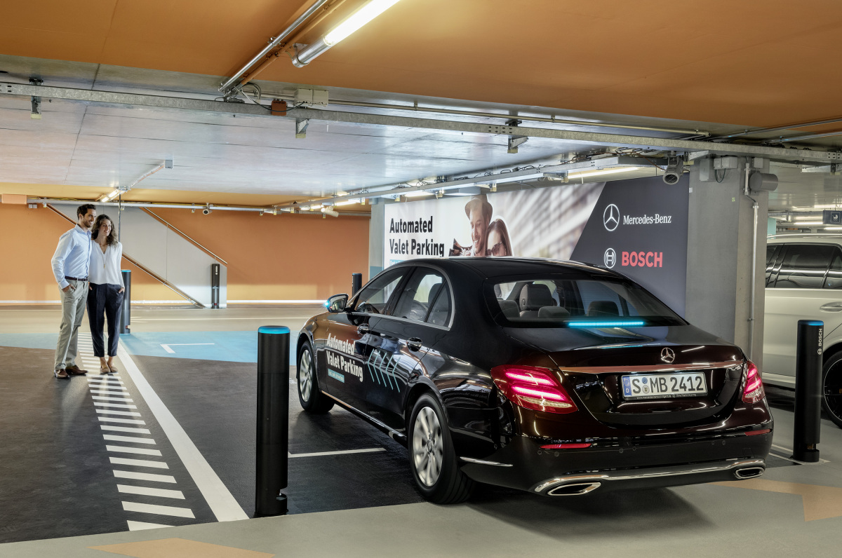 Bosch - autonómne parkovanie