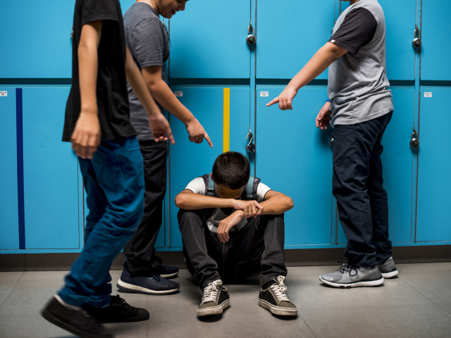 šikana, bitka, utláčanie,