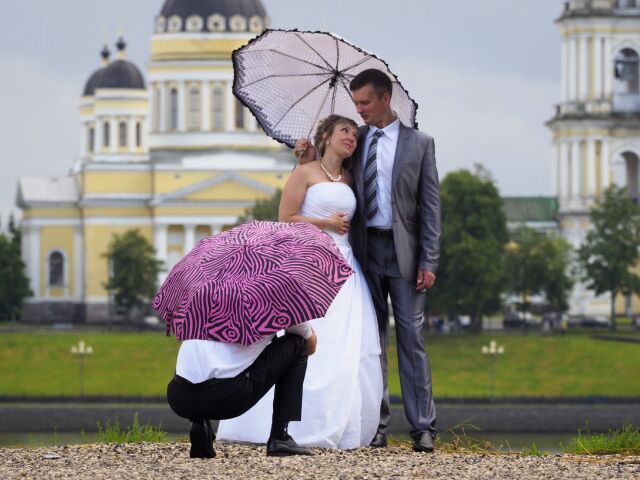 svadba, mladomanželia, pár, sobáš, nevesta, ženích, fotenie, dážď, fotograf,