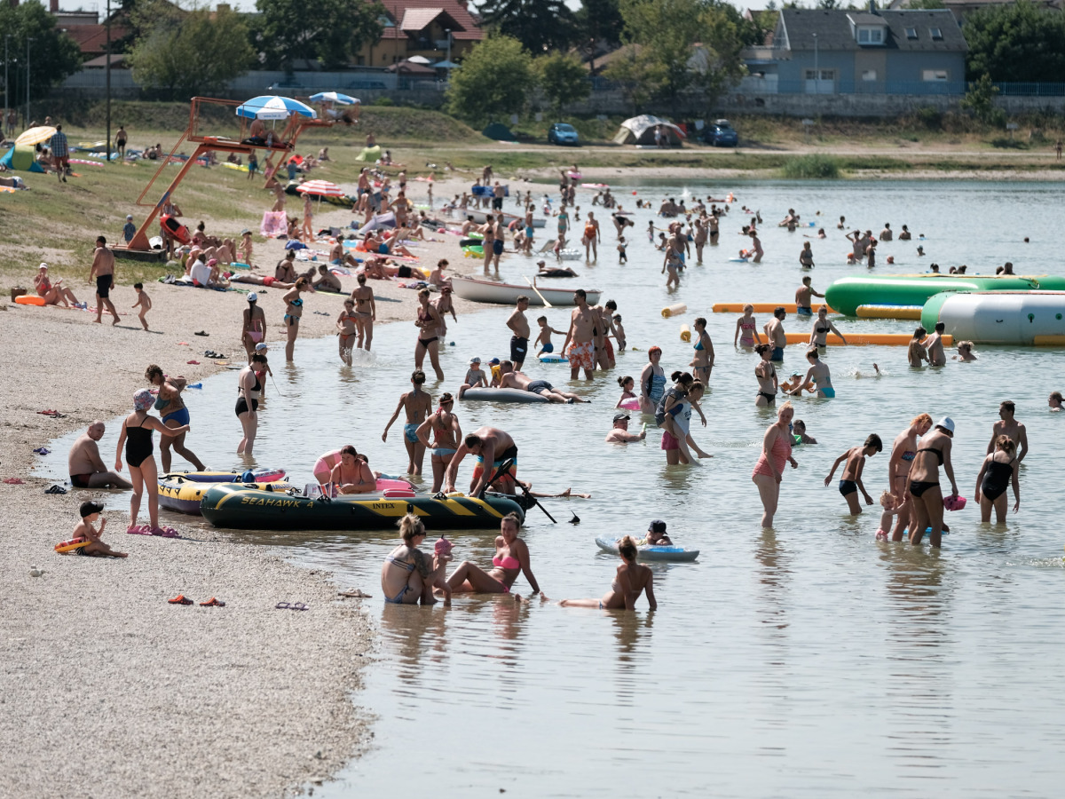 senec sucho nedostatok vody leto kupanie teplo