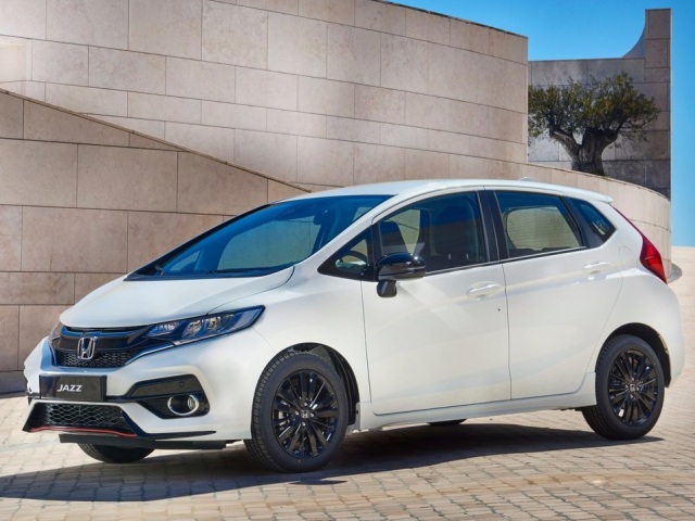 Honda-Jazz-2018-1024-02