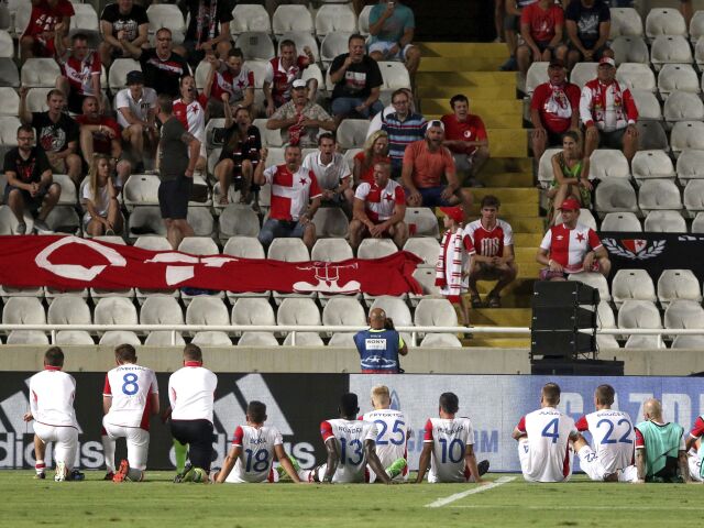 Slavia Praha, APOEL Nikózia