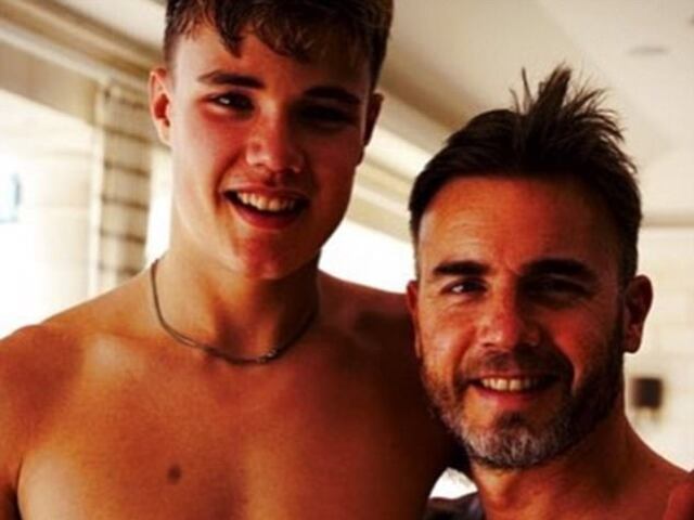 Hudobník Gary Barlow a jeho syn Daniel. 