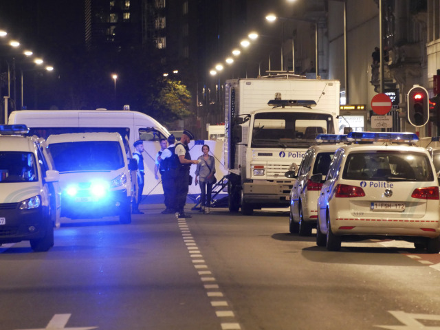 belgicko, brusel, zasah, policajti
