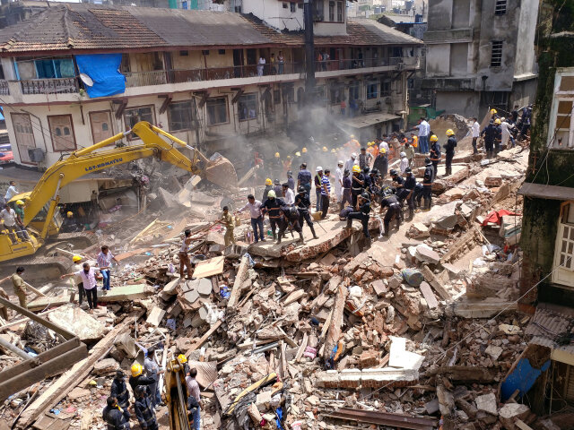 INDIA-COLLAPSE/