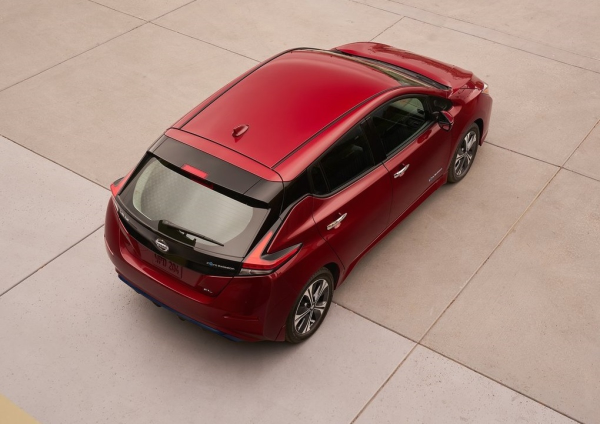 Nissan-Leaf-2018-1024-0f