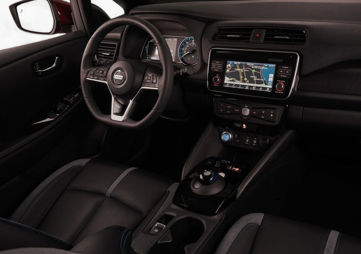 Nissan-Leaf-2018-1024-26