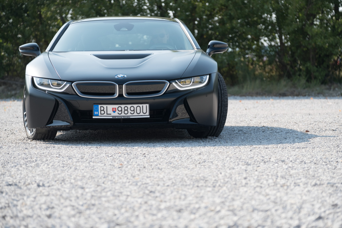 BMW i8
