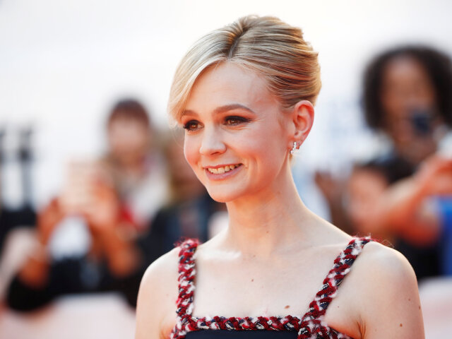 Herečka Carey Mulligan na filmovej premiére v Toronte. 