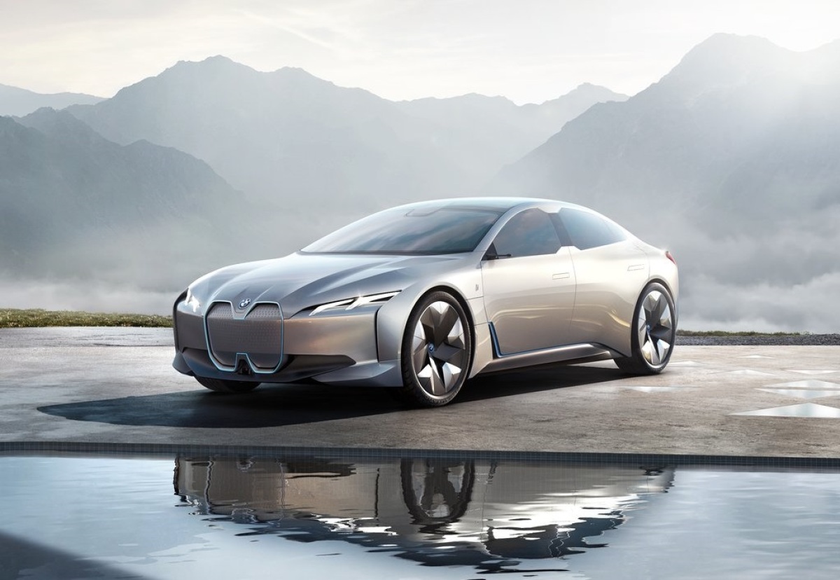 BMW-i Vision Dynamics Concept-2017-1024-01