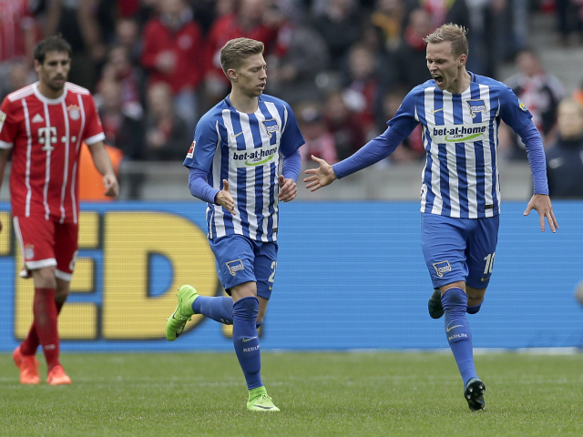 Ondrej Duda, Mitchell Weiser