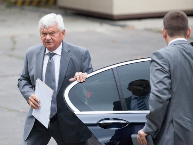 Ľubomír Jahnátek