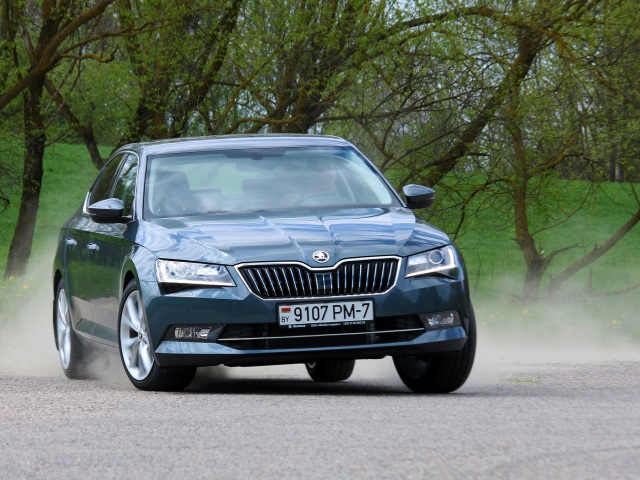 Škoda Superb