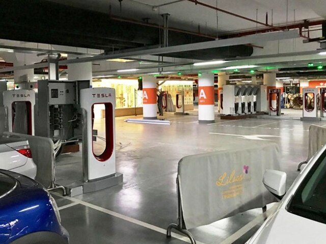 Telsa - supercharger Čína