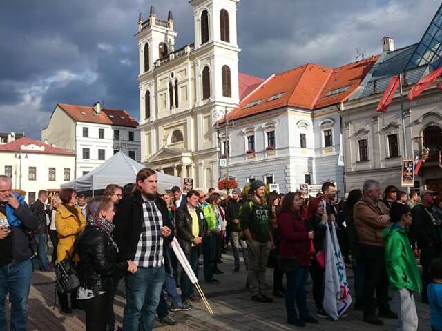 pochod, NEPOUZIVAT!