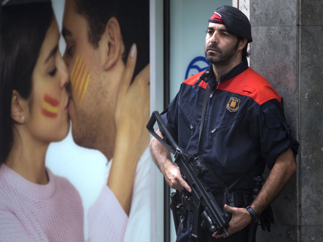 policajt, barcelona, katalansko