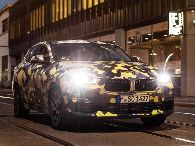 BMW X2 - Miláno kamufláž