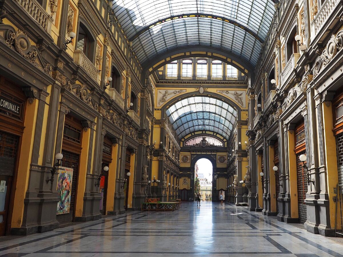 Neapol, galéria