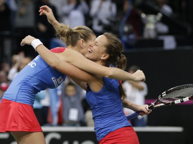Barbora Strýcová, Karolína Plíšková