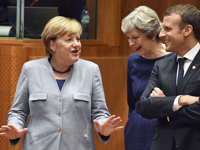 Angela Merkelová, Emmanuel Macron, Theresa Mayová