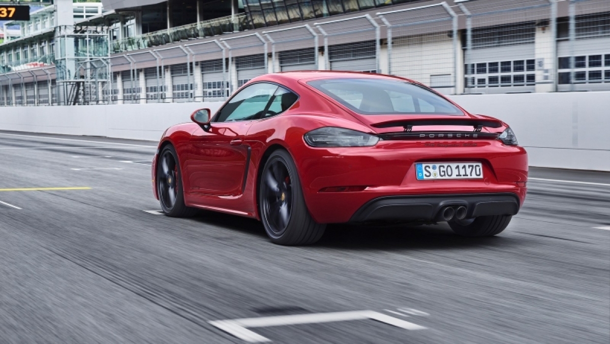 Porsche 718 Boxster a Cayman GTS 2017 prvni sada 06 800 600