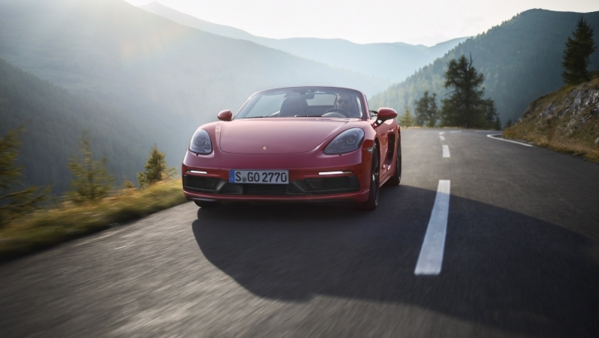 Porsche 718 Boxster a Cayman GTS 2017 prvni sada 09 800 600