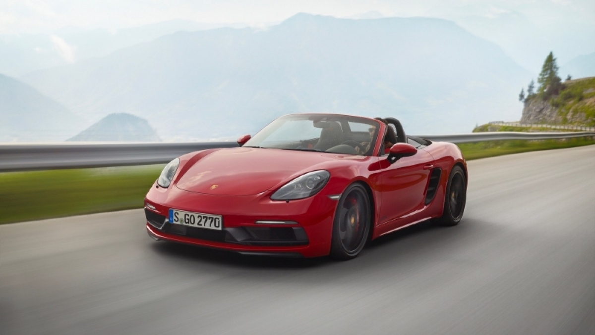 Porsche 718 Boxster a Cayman GTS 2017 prvni sada 10 800 600