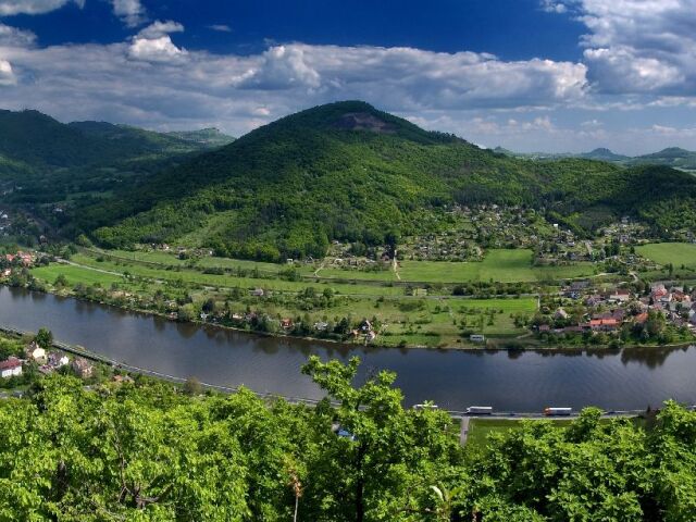 Ceske stredohori, Porta Bohemica